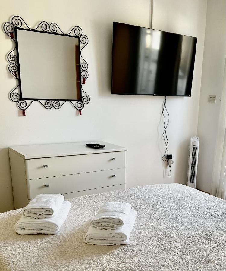 Aria Deluxe Superior 5 Star Apartment, Your Piece Of Heaven By The Sea & Park, With Sea & Park View Novigrad Istria Exterior foto